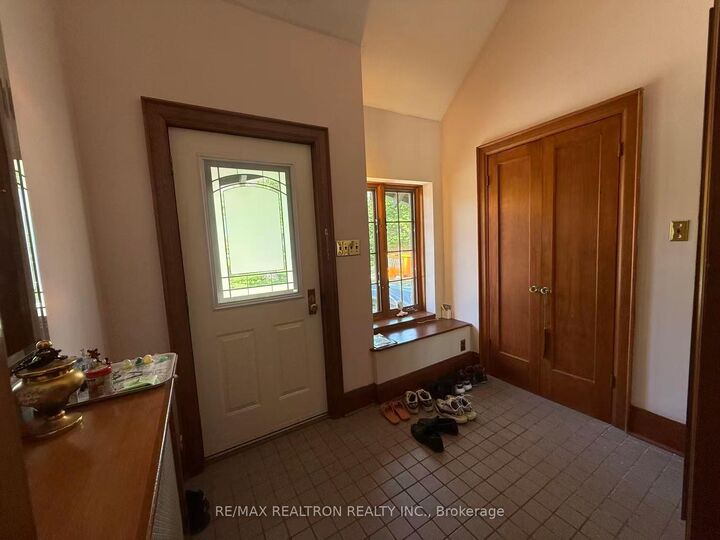 Photo de la propriété:  39 Austin Terrace  ON M5R 1Y2 