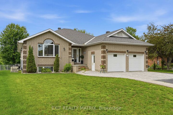 Property Photo: 16 Richelieu Street ON K0A 1W0