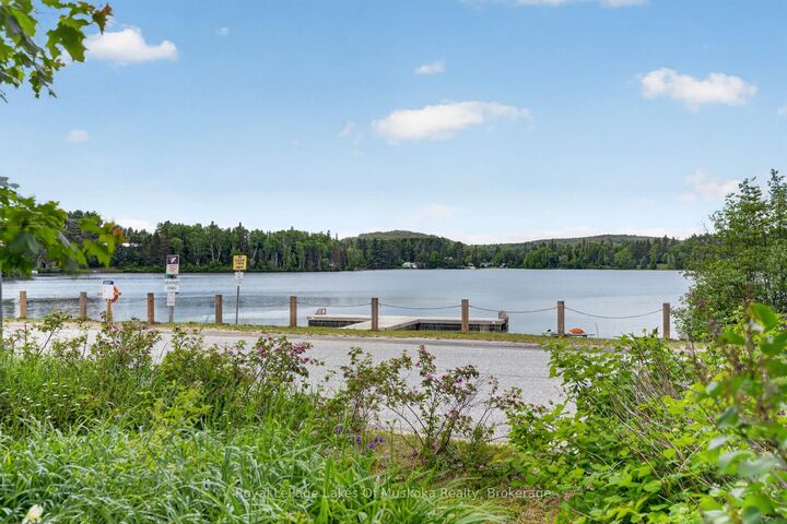 Property Photo:  21 Lakeview Avenue W  ON P0A 1M0 