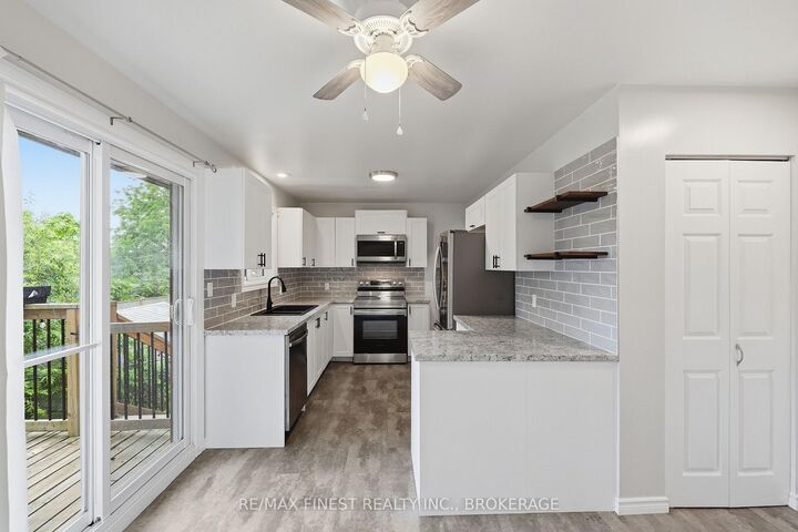 Photo de la propriété:  114 Joyce Street  ON K7K 6A7 