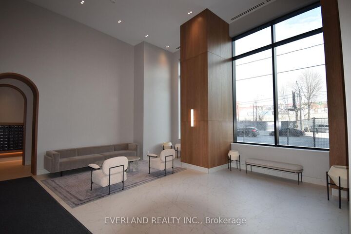 Property Photo:  1185 Dupont Street 1105  ON M6H 0G5 