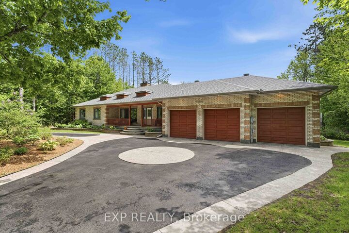 1264 Barnwell Crescent — photo 1