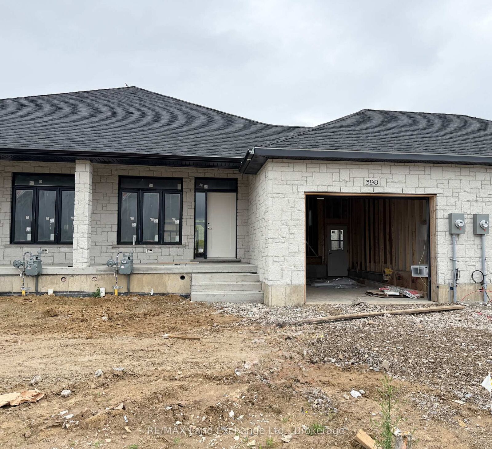 Property Photo:  398 Rosner Drive  ON N0H 2C8 