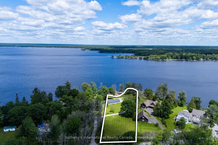 Property Photo: 1581 Port Stanton Parkway ON P0E 1N0