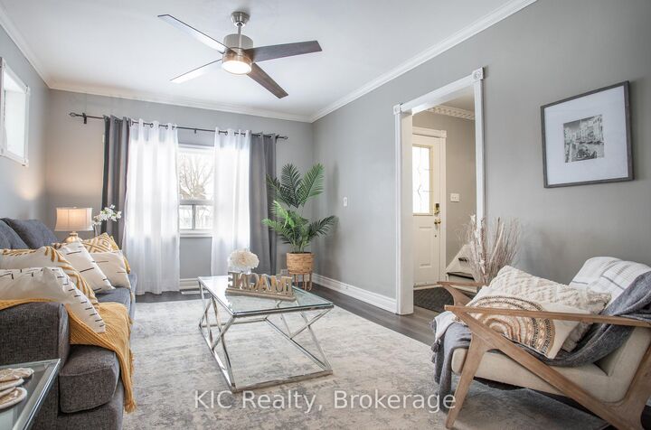 Property Photo: 200 Oshawa Boulevard N ON L1G 5S9