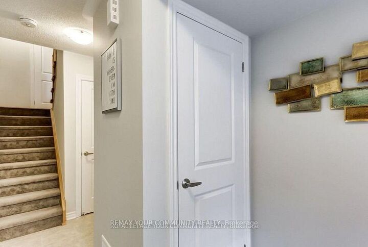 Property Photo:  49 Porcelain Way  ON L1N 9Y4 
