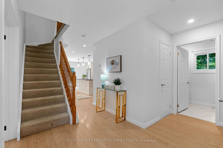 Property Photo:  125 Andrew Street  ON L1B 1J5 