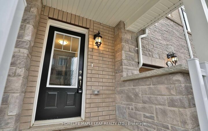 Property Photo:  134 Hibiscus Lane  ON L8K 0A3 