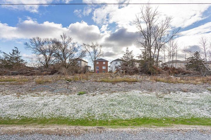 Property Photo:  Lot 5 Emma Street  ON K0H 2H0 