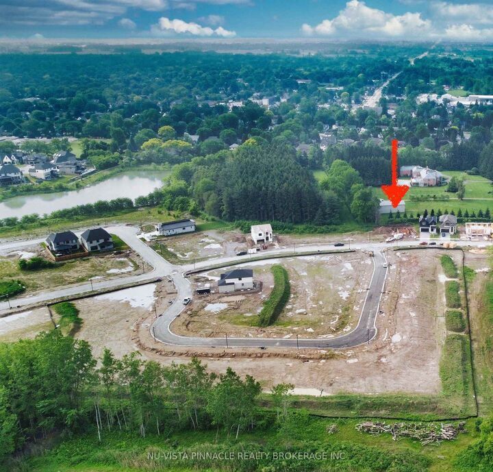 Property Photo: 6863 Heathwoods Avenue ON N6P 0M1