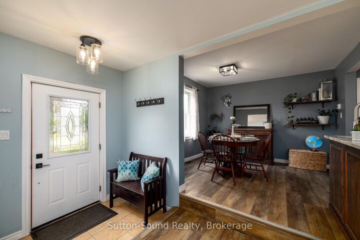 Property Photo: 864 16th Street W ON N4K 6V5