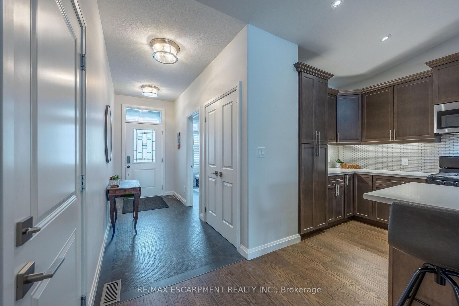 Property Photo: 5 Old Hamilton Road 7 ON N0A 1N7