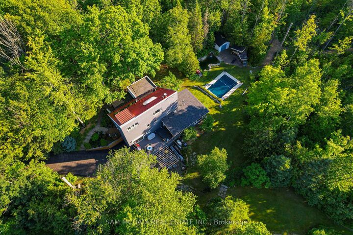 Property Photo: 2814 Forks Of The Credit Road ON L7K 2H5