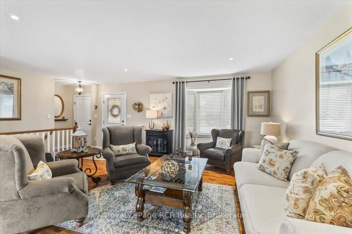 Property Photo:  768 16th Street  ON N4N 3W8 