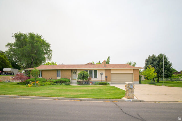 5217 W 11100 N