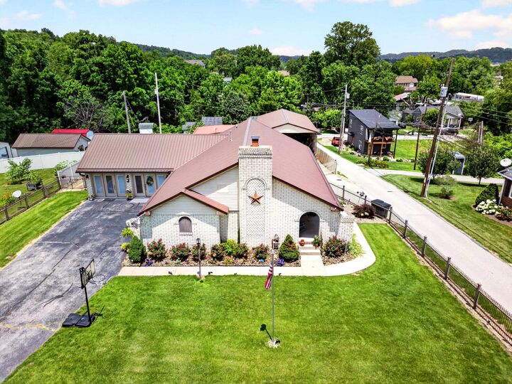 Property Photo: 102 W 3rd Street KY 41143