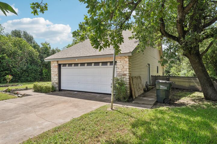 Property Photo:  1100 Riverbend Drive  TX 78628 