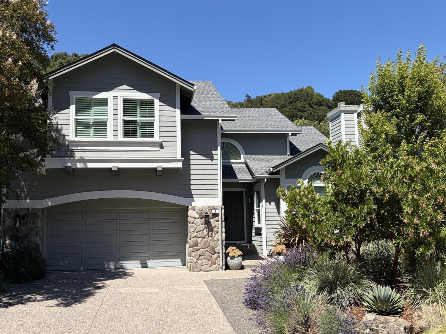 Property Photo: 9 Deer Creek Court CA 94930