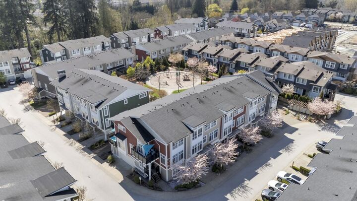 Property Photo:  24108 104 Avenue 12  BC V2W 0J5 