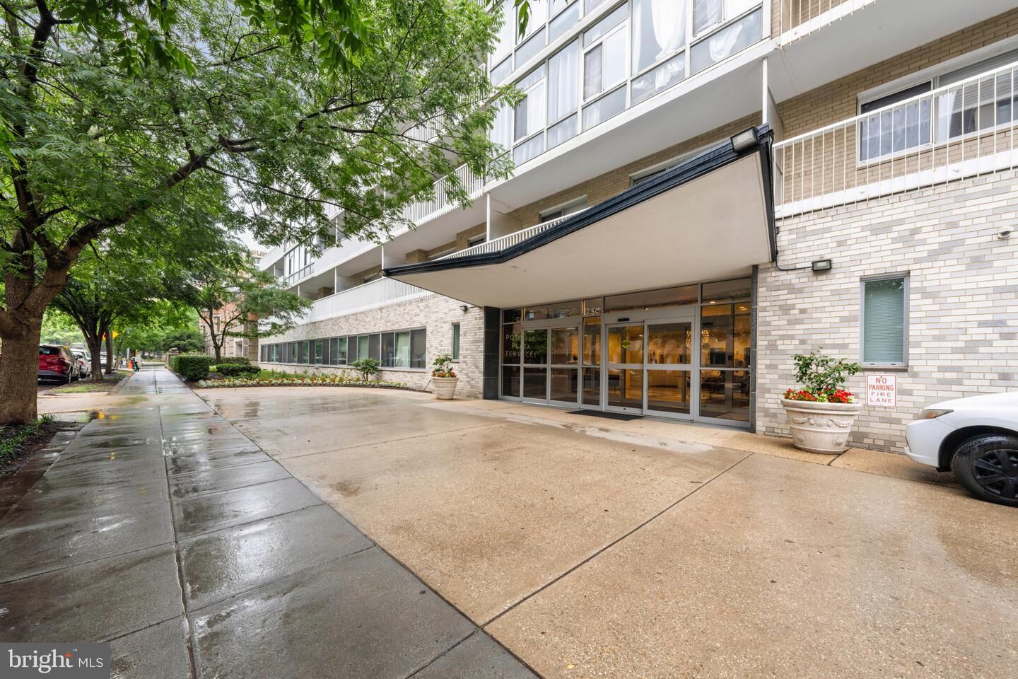 Property Photo:  730 24th Street NW 312  DC 20037 