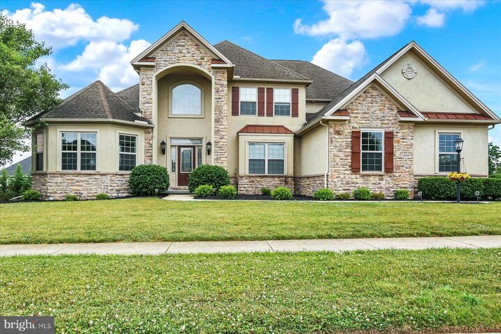 Property Photo:  745 Grandon Way  PA 17050 