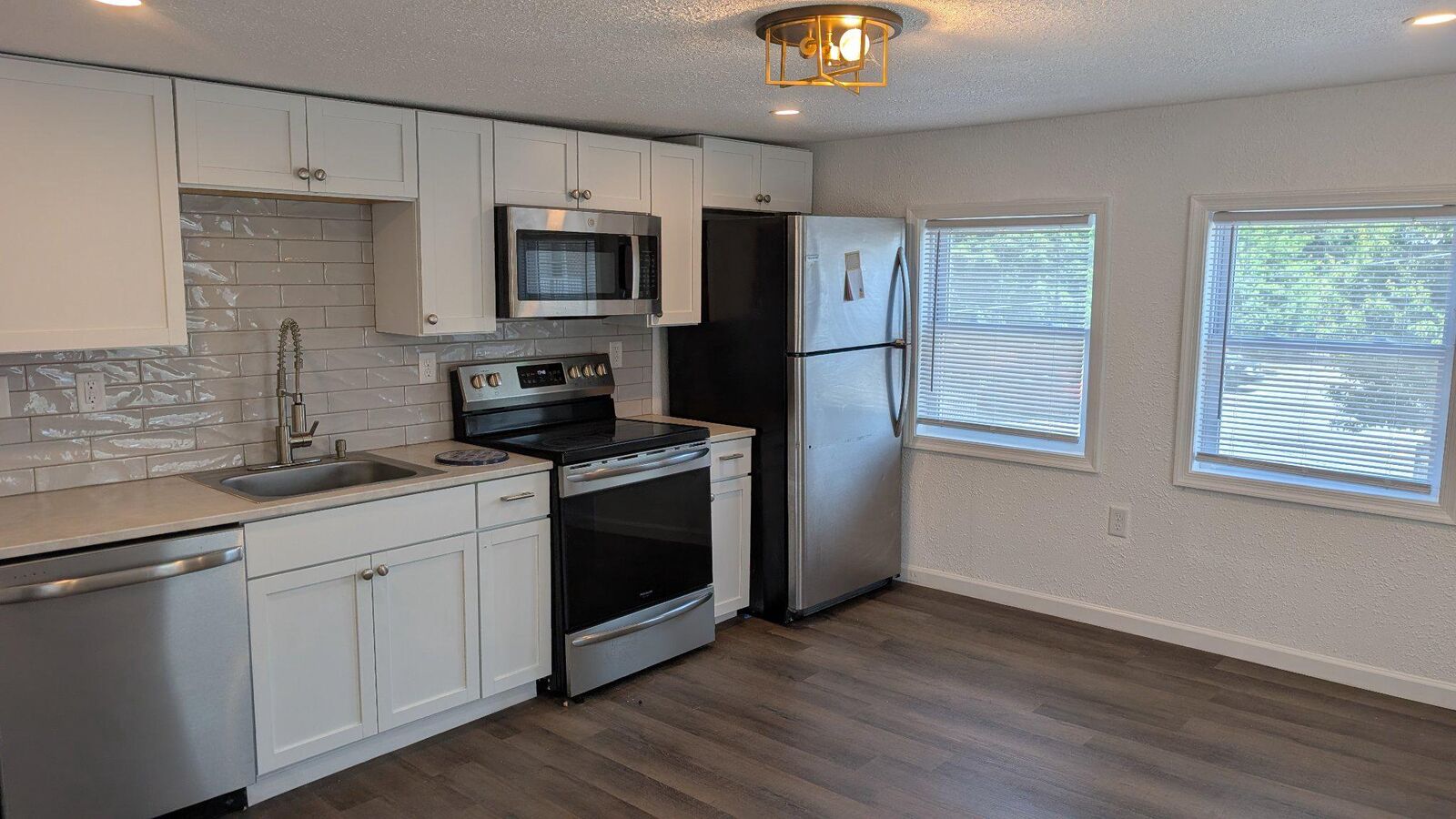 Property Photo:  270 Calder Street  PA 17102 