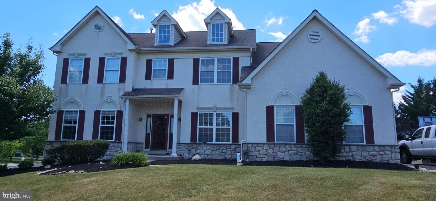 Property Photo:  101 Tennyson Lane  PA 19454 