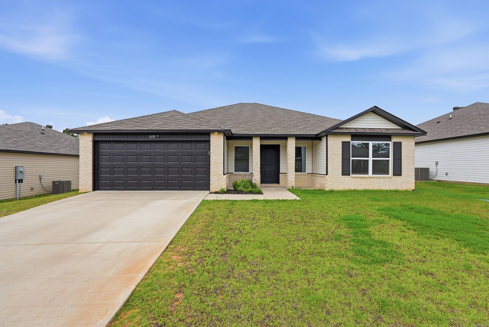 Property Photo: 1375 Meadows Drive AR 72019