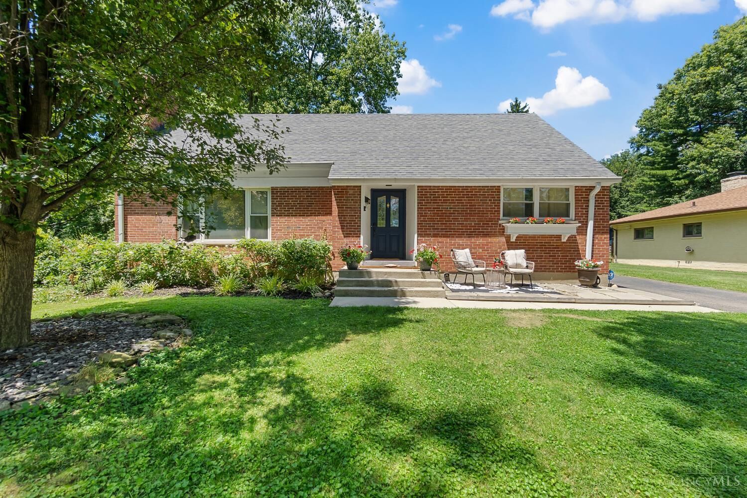 Property Photo: 6465 Loiswood Drive OH 45224