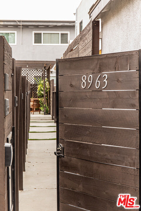 Property Photo:  8963 Cadillac  CA 90034 