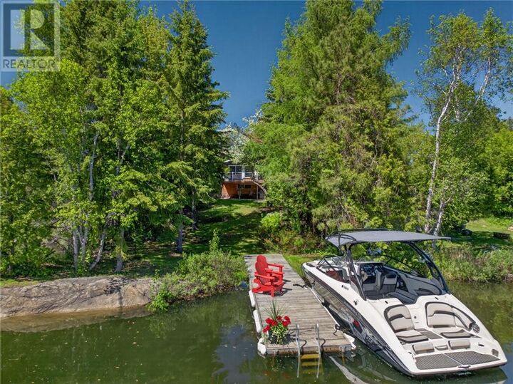 Property Photo:  27 Nepahwin Avenue  ON P3E 2H5 