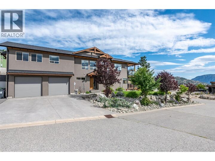 Property Photo: 108 Chardonnay Court BC V0H 1R3