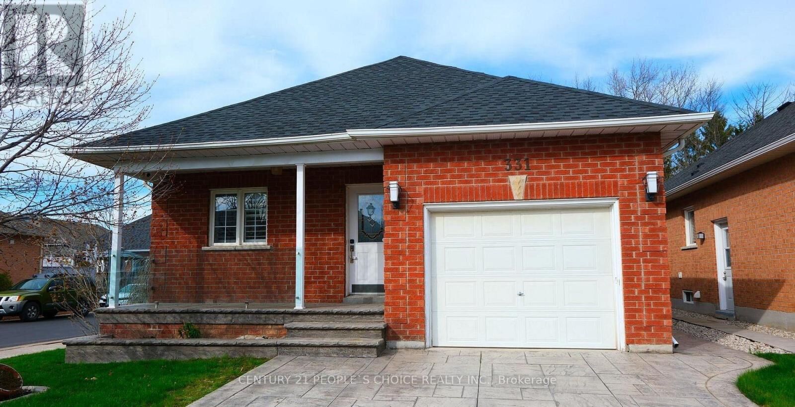 Property Photo:  331 Centennial Forest Dr Drive  ON L9T 5X4 