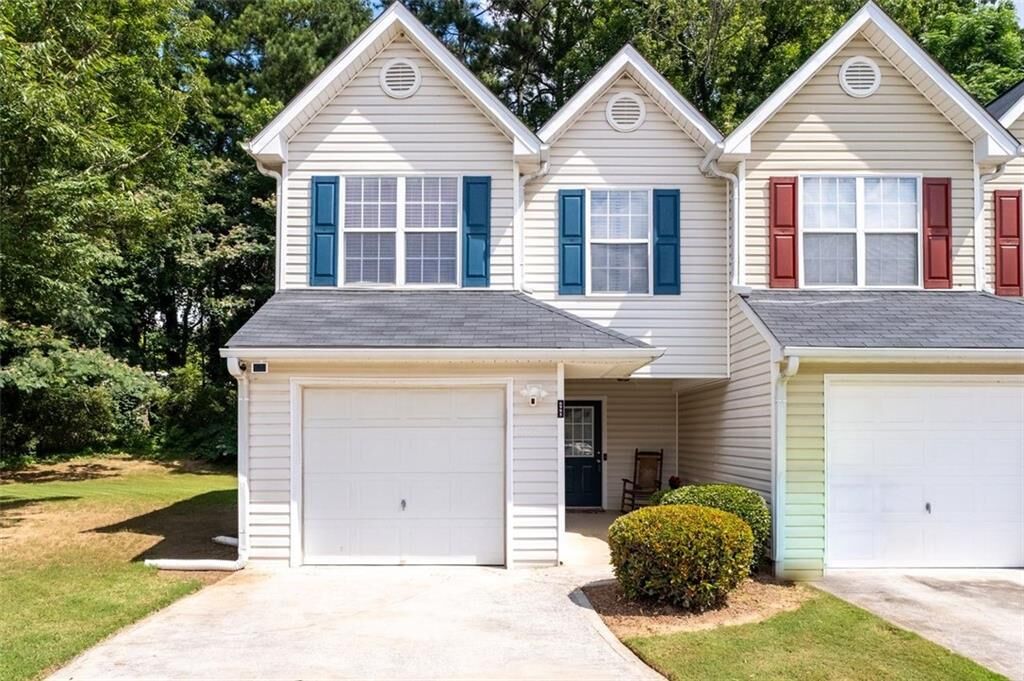 Property Photo:  6995 Gallant Circle SE 6  GA 30126 