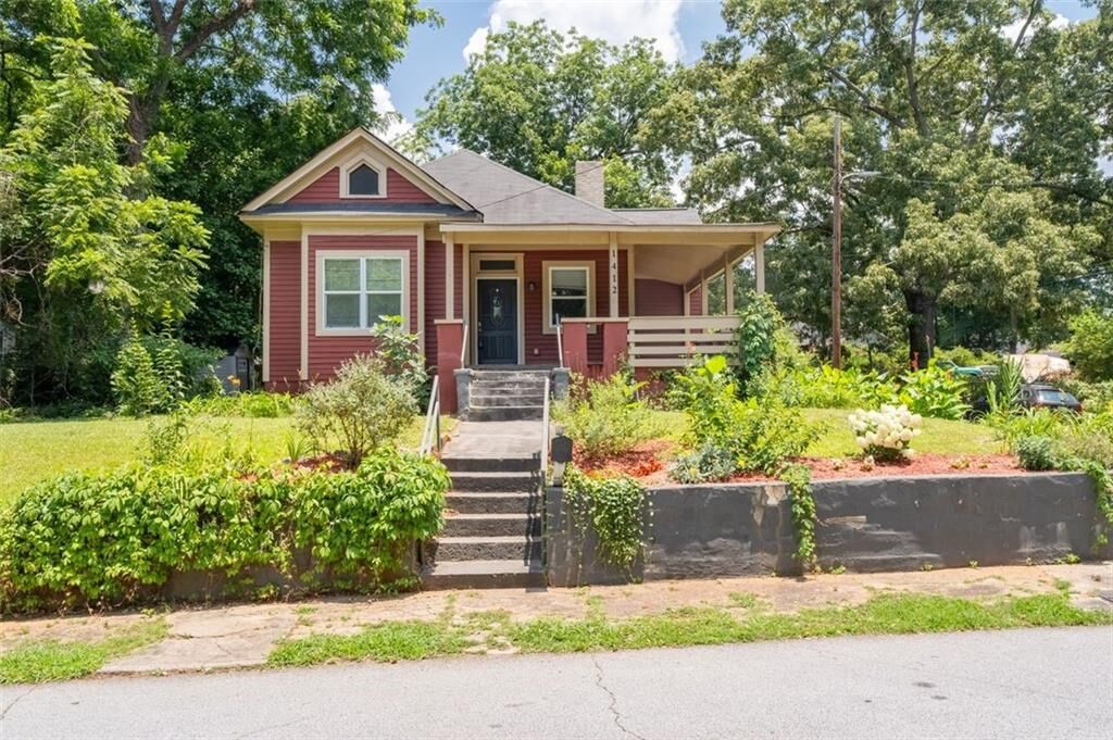Property Photo:  1412 Everhart Street SW  GA 30310 