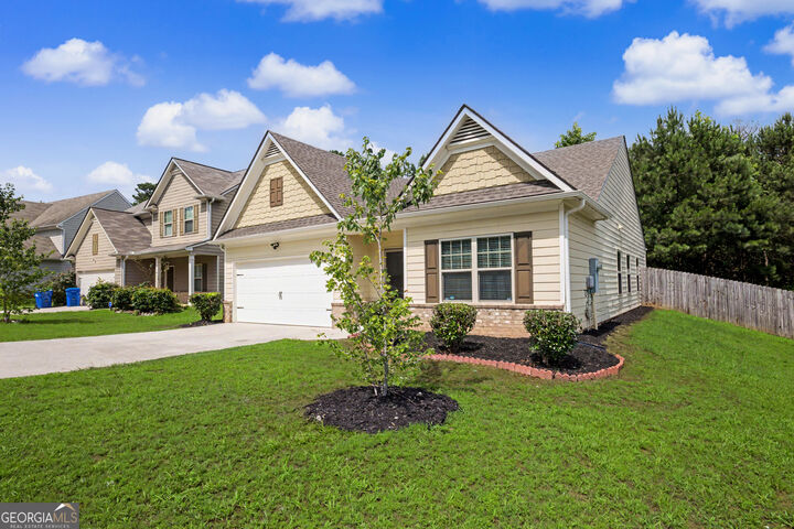 Property Photo:  6526 Saint Mark Way  GA 30213 