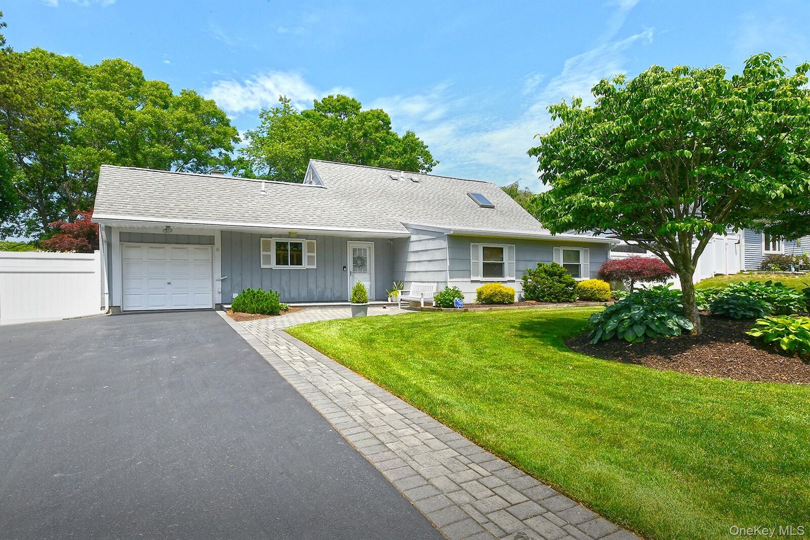 Property Photo:  5 Meyer Lane  NY 11763 
