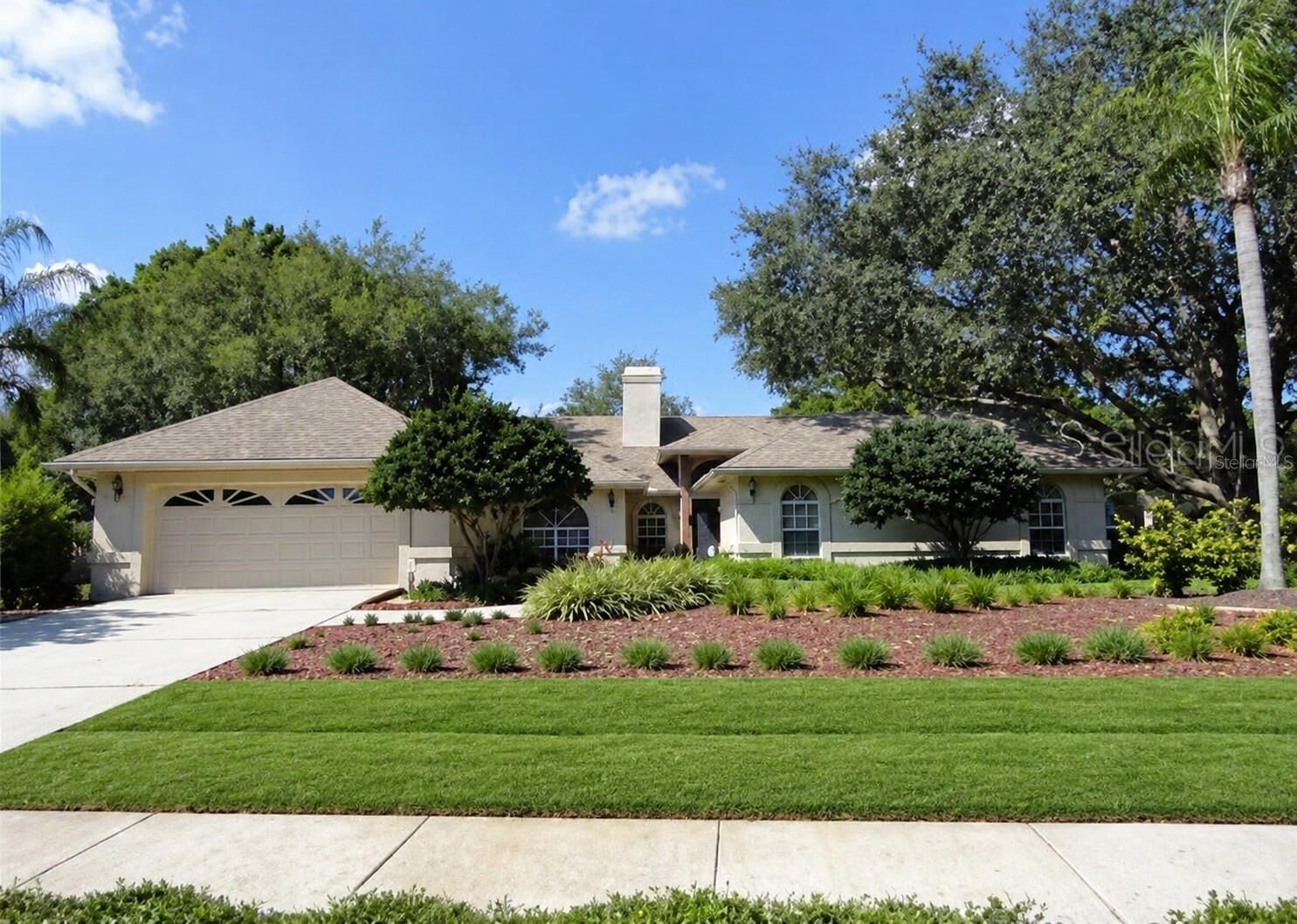 Property Photo:  18106 Fairmead Court  FL 33548 