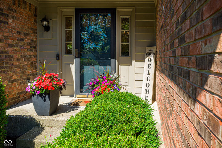 Property Photo:  8119 Lake Point Way  IN 46256 