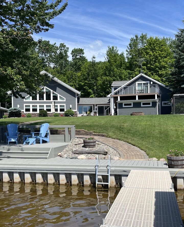 Property Photo:  4411 Betty Lee Boulevard  MI 48624 