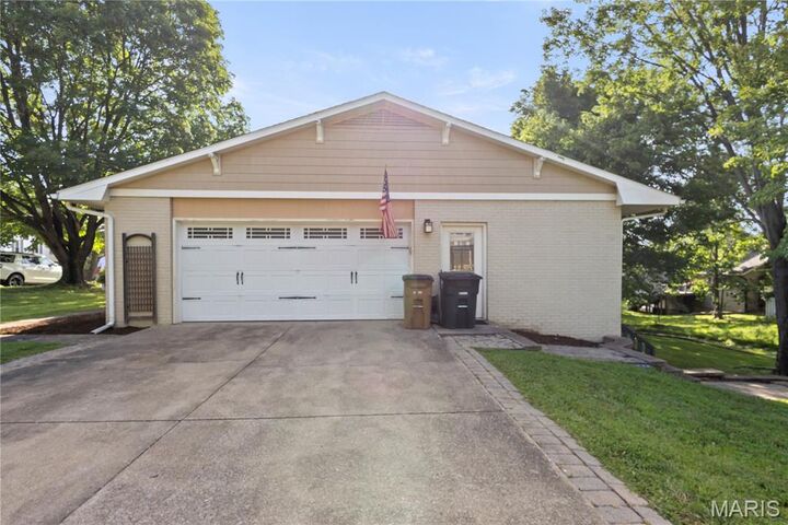 Property Photo: 1542 Saratoga Street MO 63701