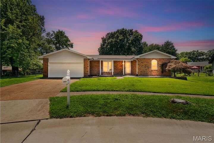 Property Photo: 5863 Stonehorse Court MO 63129