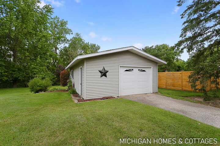 Property Photo:  593 Alice Avenue  MI 49464 