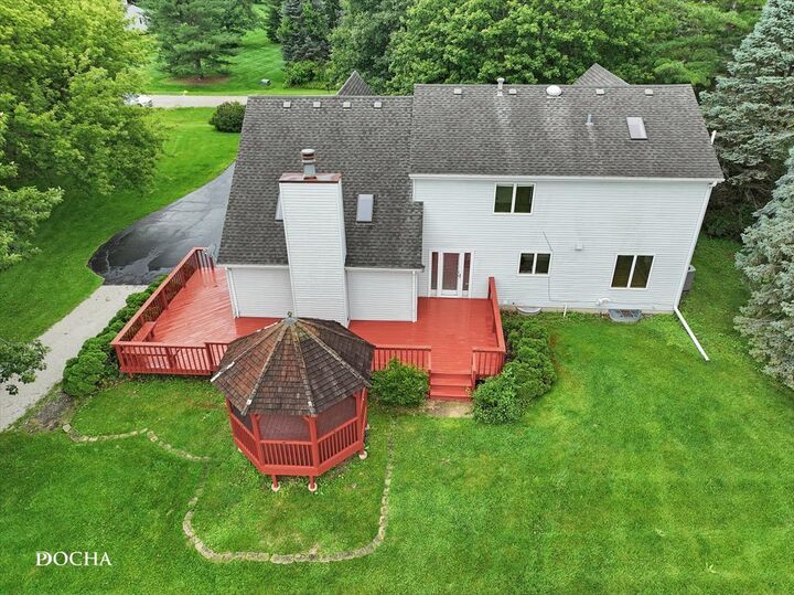 Property Photo: 6N777 Palomino Drive IL 60175