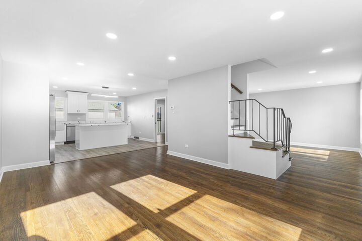 Property Photo: 15944 Paulina Street IL 60426