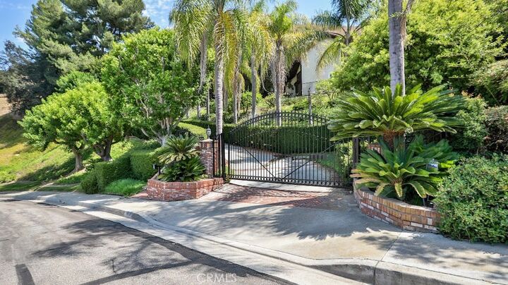 Property Photo:  640 S Aberdeen  CA 92807 