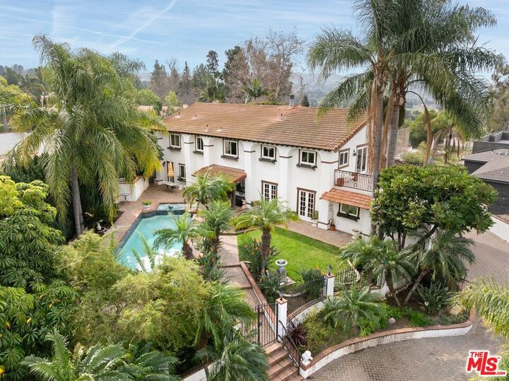 Property Photo:  7680 E Eucalyptus Way  CA 92808 