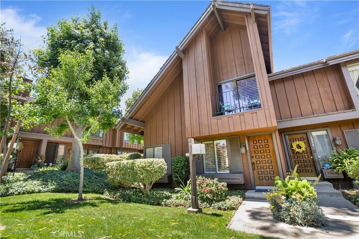 Property Photo: 1532 Stonewood Ct CA 90732