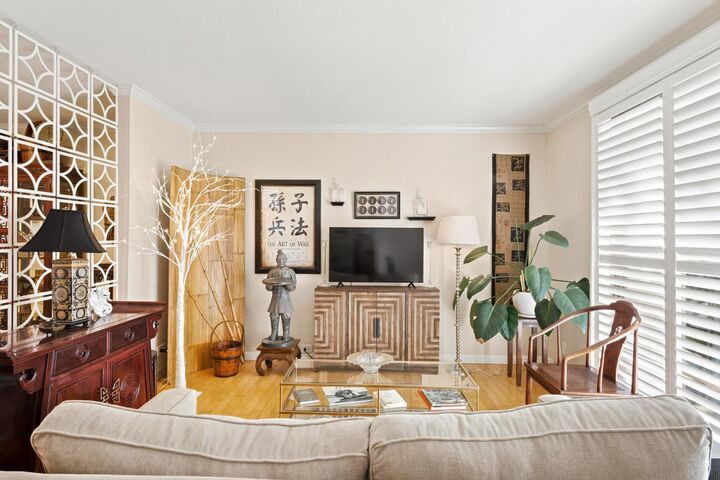 Property Photo:  2254 Woodside Lane 6  CA 95825 
