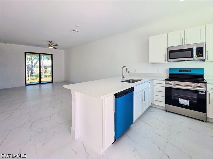 Property Photo:  4812/4814 30th Street SW  FL 33973 